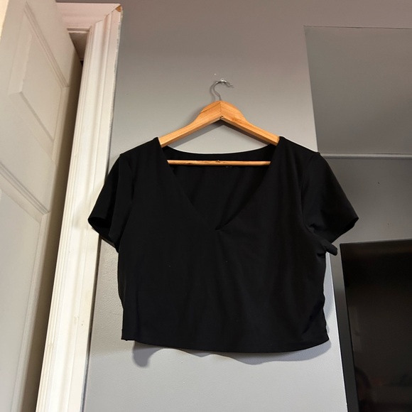 Aerie Black V-Neck Crop Top - Picture 3 of 4